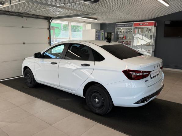 Lada (ВАЗ) Vesta I Рестайлинг (NG) с пробегом 2023 года, цена 1 260 436 рублей, 27298 км, седан, Автокод Объявления