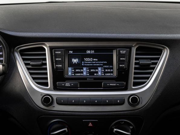 Hyundai Solaris II Рестайлинг с пробегом 2021 года, цена 1 490 000 рублей, 63190 км, седан, Автокод Объявления