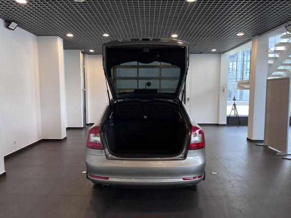 Skoda Octavia II (A5) Рестайлинг с пробегом 2013 года, цена 900 000 рублей, 185535 км, лифтбек, Автокод Объявления