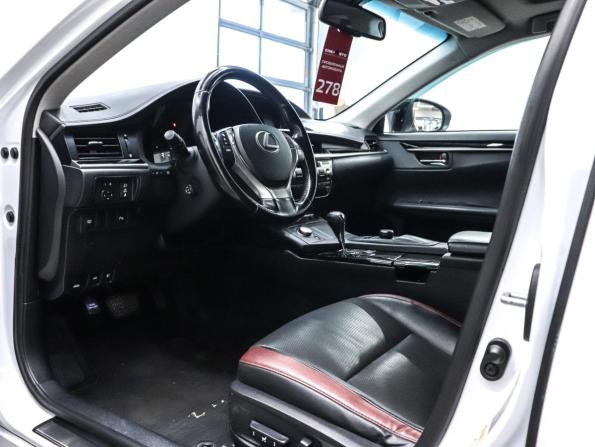 Lexus ES VI с пробегом 2015 года, цена 2 049 000 рублей, 192940 км, седан, Автокод Объявления
