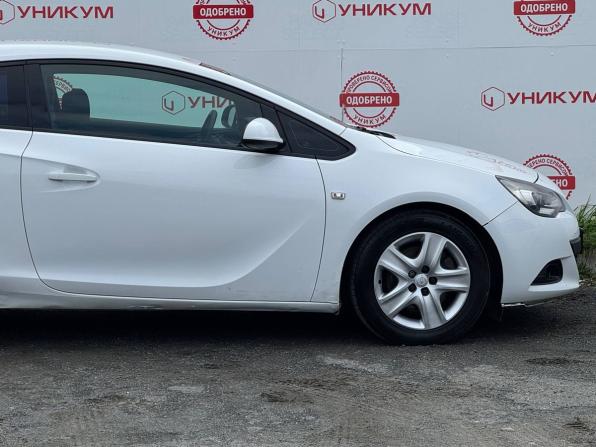 Opel Astra J Рестайлинг с пробегом 2013 года, цена 549 000 рублей, 306999 км, хэтчбек, Автокод Объявления