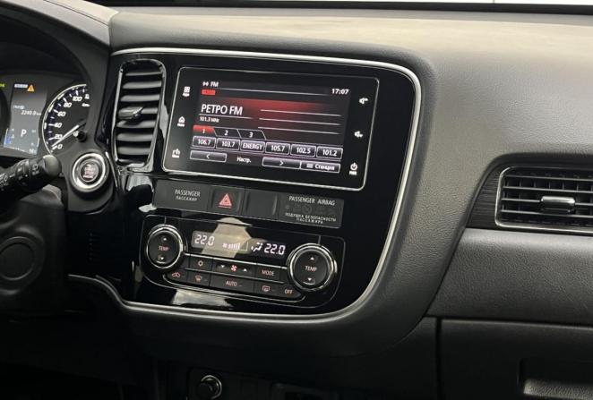 Mitsubishi Outlander III Рестайлинг 2 с пробегом 2018 года, цена 2 050 000 рублей, 147311 км, внедорожник, Автокод Объявления