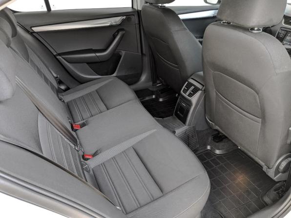 Skoda Octavia III (A7) Рестайлинг с пробегом 2019 года, цена 1 730 000 рублей, 105327 км, лифтбек, Автокод Объявления