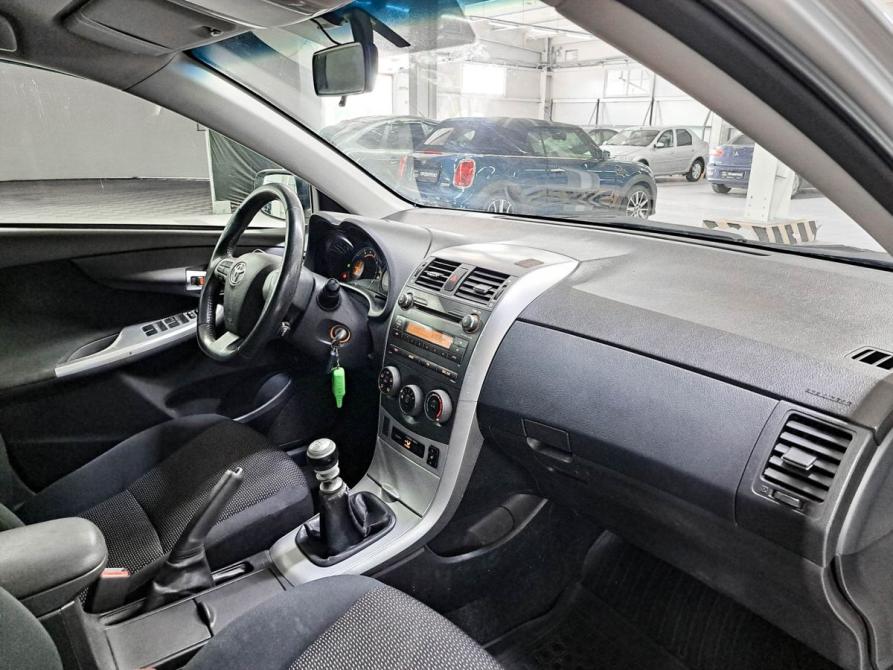 Toyota Corolla X (E140 E150) Рестайлинг Набережные Челны  - изображение 13