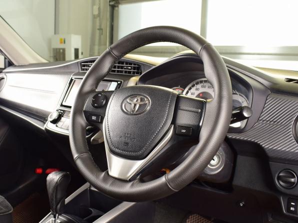 Toyota Corolla XI (E160 E170 E180) с пробегом 2013 года, цена 999 995 рублей, 135038 км, универсал, Автокод Объявления