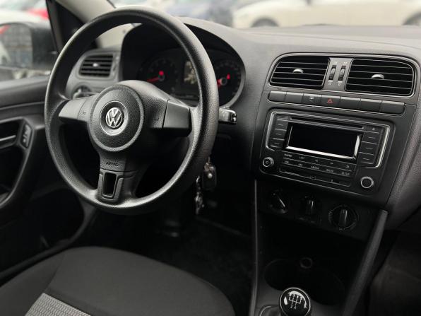 Volkswagen Polo V с пробегом 2014 года, цена 720 000 рублей, 198700 км, седан, Автокод Объявления
