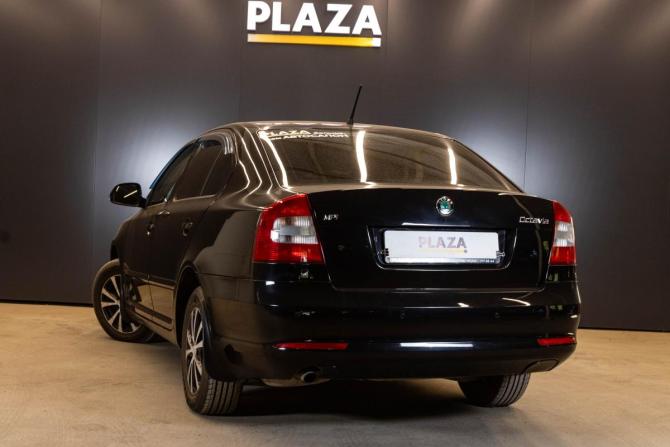 Skoda Octavia II (A5) Рестайлинг с пробегом 2012 года, цена 835 000 рублей, 253360 км, лифтбек, Автокод Объявления