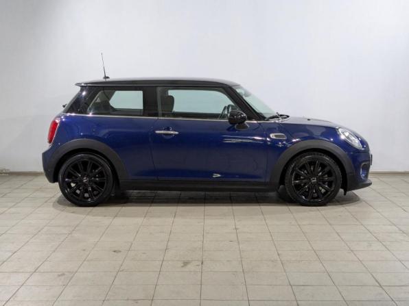 Mini Hatch III (F55/F56) Рестайлинг с пробегом 2018 года, цена 1 695 000 рублей, 100450 км, хэтчбек, Автокод Объявления