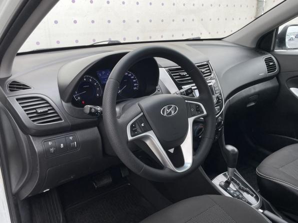 Hyundai Solaris I с пробегом 2013 года, цена 850 000 рублей, 153644 км, седан, Автокод Объявления