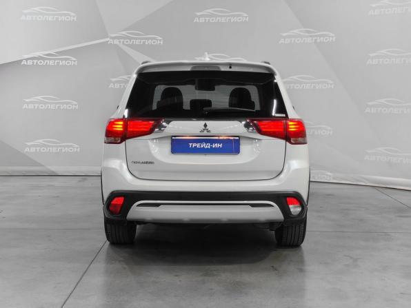 Mitsubishi Outlander III Рестайлинг 3 с пробегом 2021 года, цена 2 250 000 рублей, 51097 км, внедорожник, Автокод Объявления