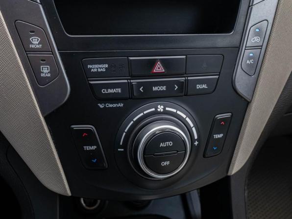 Hyundai Santa Fe III с пробегом 2013 года, цена 1 860 000 рублей, 145800 км, внедорожник, Автокод Объявления