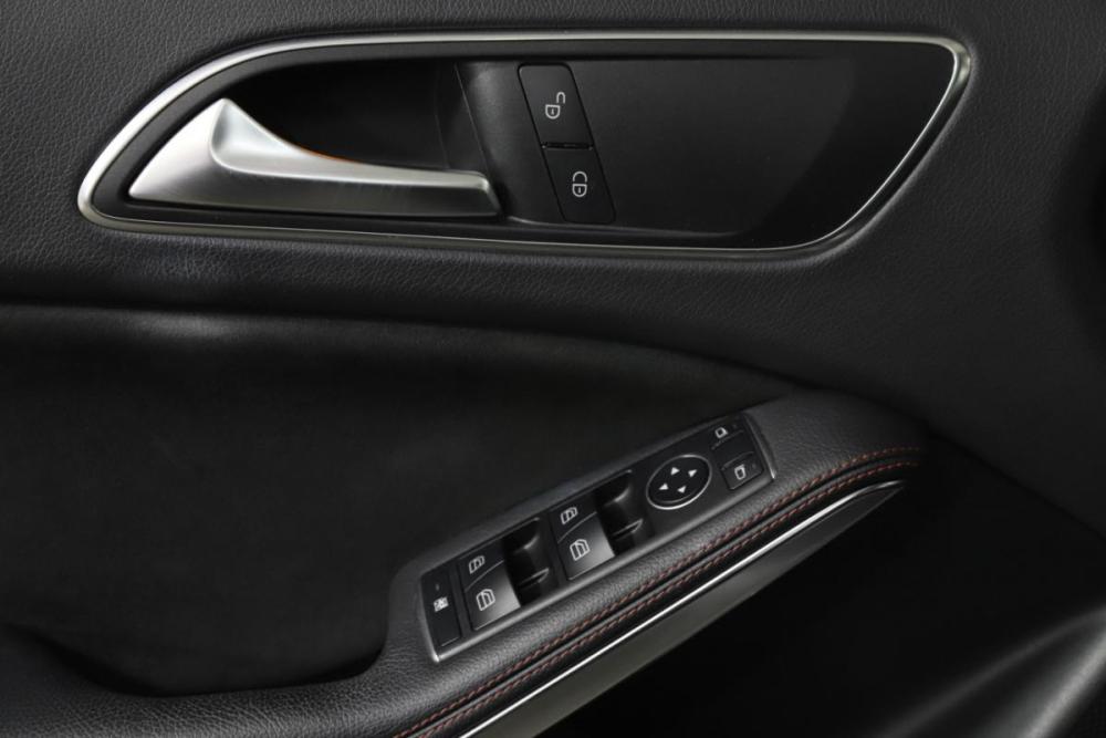 Mercedes-Benz GLA I (X156) Москва  - изображение 17