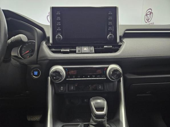 Toyota RAV4 V (XA50) с пробегом 2020 года, цена 3 355 000 рублей, 68367 км, внедорожник, Автокод Объявления
