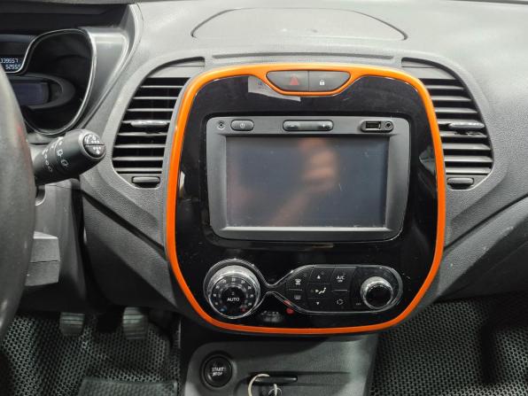 Renault Kaptur I с пробегом 2016 года, цена 1 077 000 рублей, 337516 км, внедорожник, Автокод Объявления