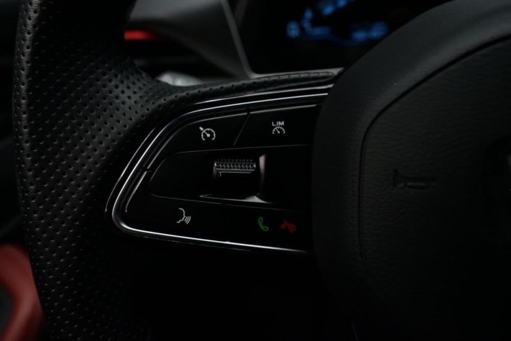Geely Coolray I Рестайлинг Крым  - изображение 14