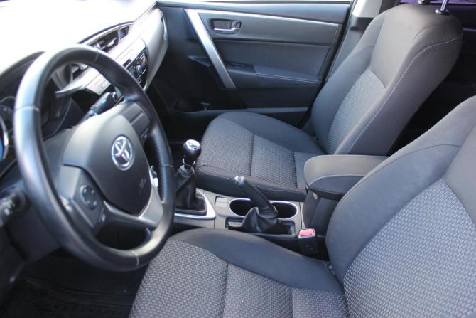 Toyota Corolla XI (E160 E170 E180) с пробегом 2013 года, цена 1 197 000 рублей, 120789 км, седан, Автокод Объявления