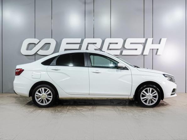 Lada (ВАЗ) Vesta I с пробегом 2017 года, цена 959 000 рублей, 121984 км, седан, Автокод Объявления