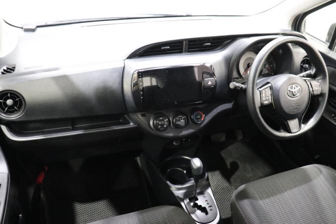 Toyota Vitz III (XP130) Рестайлинг с пробегом 2019 года, цена 960 000 рублей, 101205 км, хэтчбек, Автокод Объявления