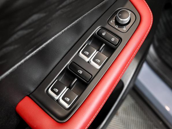 Geely Coolray I Рестайлинг с пробегом 2024 года, цена 2 300 000 рублей, 28365 км, внедорожник, Автокод Объявления