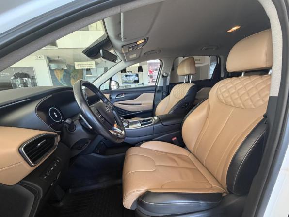Hyundai Santa Fe IV Рестайлинг с пробегом 2022 года, цена 3 900 000 рублей, 50579 км, внедорожник, Автокод Объявления