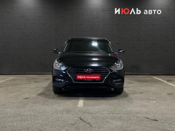 Hyundai Solaris II с пробегом 2017 года, цена 1 040 000 рублей, 133852 км, седан, Автокод Объявления