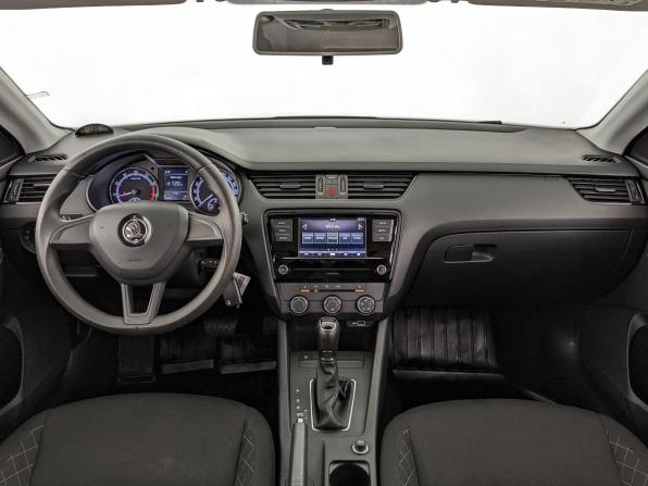 Skoda Octavia III (A7) Рестайлинг с пробегом 2020 года, цена 1 845 000 рублей, 83528 км, лифтбек, Автокод Объявления