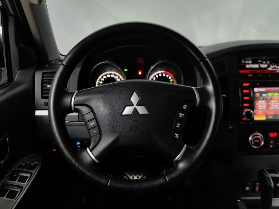 Mitsubishi Pajero IV Рестайлинг 1 Подольск  - изображение 11