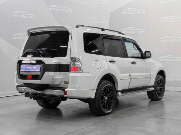 Mitsubishi Pajero IV Рестайлинг 2 с пробегом 2019 года, цена 3 250 000 рублей, 135000 км, внедорожник, Автокод Объявления