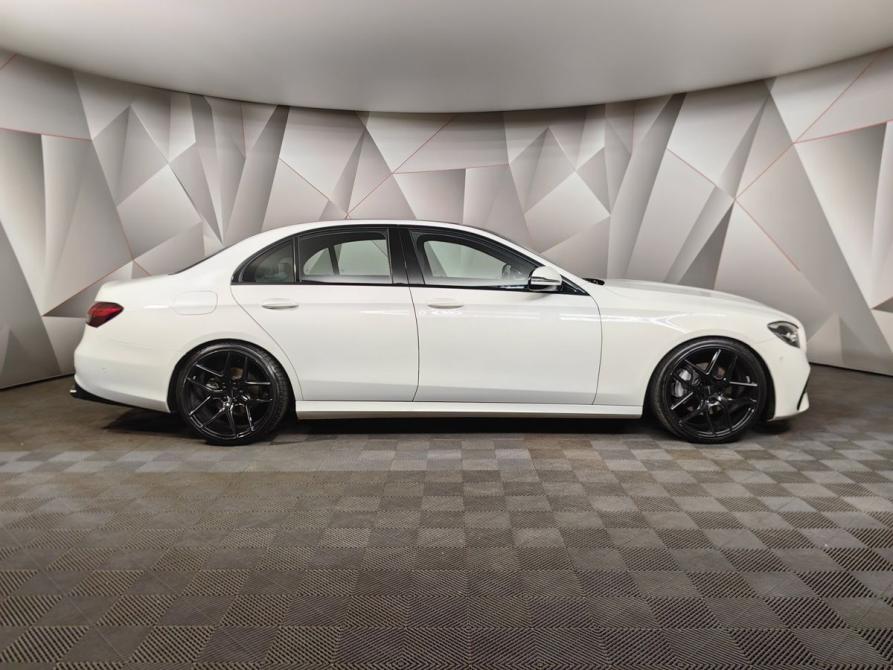 Mercedes-Benz E-Класс V (W213 S213 C238) Рестайлинг Москва  - изображение 6