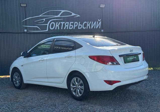 Hyundai Solaris I Рестайлинг с пробегом 2016 года, цена 649 000 рублей, 233235 км, седан, Автокод Объявления