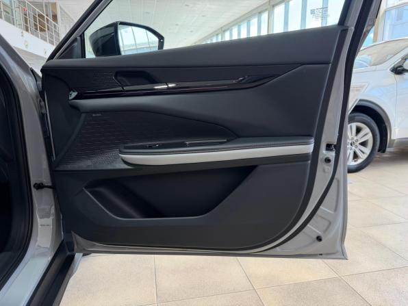 Changan UNI-V I с пробегом 2024 года, цена 2 550 000 рублей, 12800 км, лифтбек, Автокод Объявления