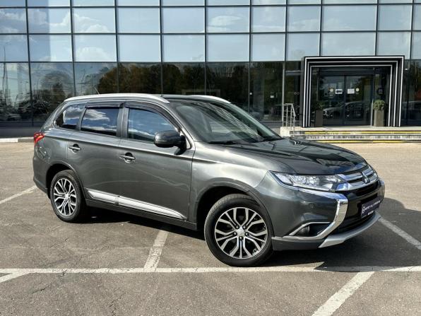 Mitsubishi Outlander III Рестайлинг 2 с пробегом 2015 года, цена 1 499 000 рублей, 146000 км, внедорожник, Автокод Объявления