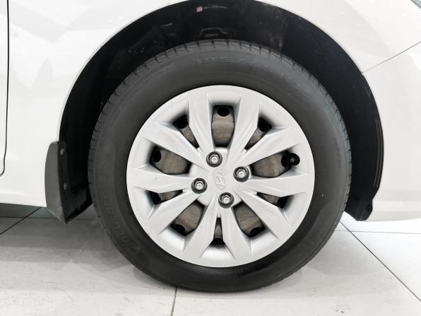 Hyundai Solaris II Рестайлинг с пробегом 2021 года, цена 1 650 000 рублей, 96835 км, седан, Автокод Объявления