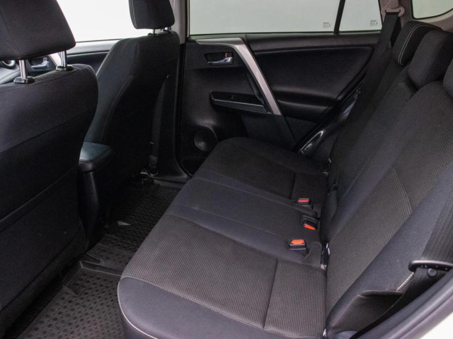 Toyota RAV4 IV (XA40) Рестайлинг Москва  - изображение 12