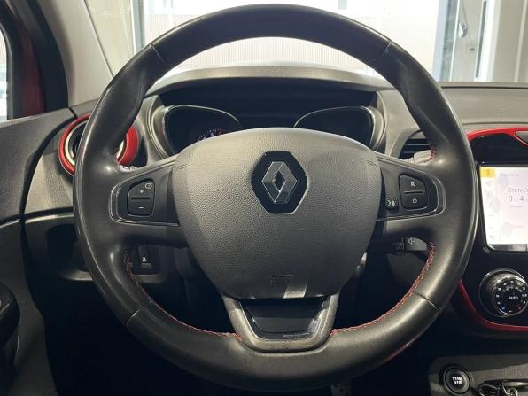Renault Kaptur I с пробегом 2018 года, цена 1 500 000 рублей, 177508 км, внедорожник, Автокод Объявления