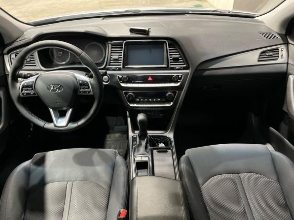 Hyundai Sonata VII (LF) Рестайлинг с пробегом 2017 года, цена 1 640 000 рублей, 148777 км, седан, Автокод Объявления