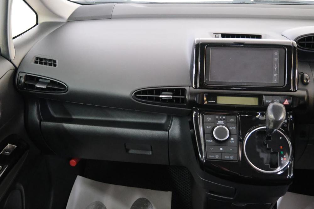 Toyota Wish II Рестайлинг Омск  - изображение 17