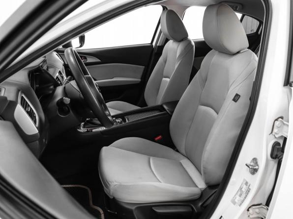 Mazda 3 III (BM) Рестайлинг с пробегом 2017 года, цена 1 669 000 рублей, 119491 км, седан, Автокод Объявления