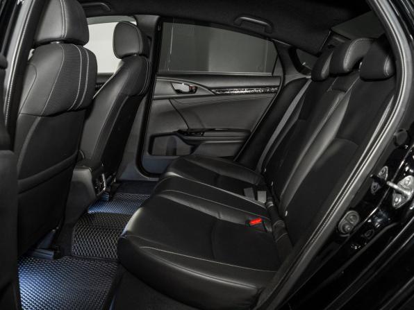 Honda Civic X с пробегом 2018 года, цена 1 970 000 рублей, 70750 км, седан, Автокод Объявления