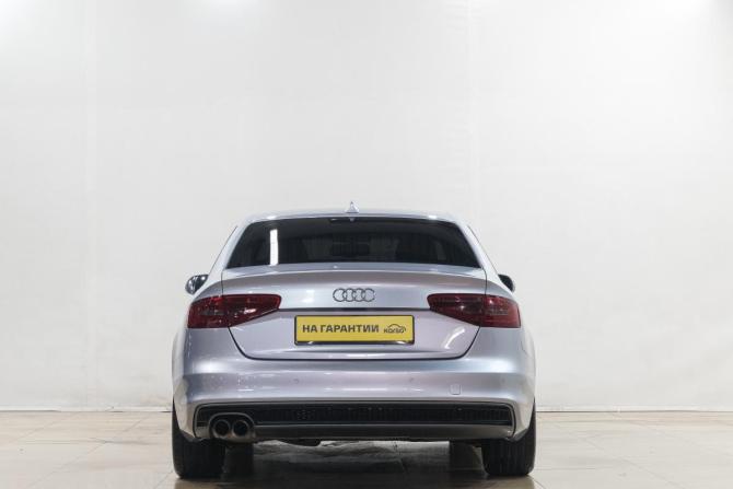 Audi A4 IV (B8) Рестайлинг с пробегом 2015 года, цена 1 499 000 рублей, 185000 км, седан, Автокод Объявления