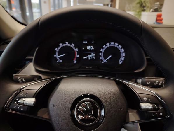 Skoda Rapid II с пробегом 2021 года, цена 1 530 000 рублей, 113837 км, лифтбек, Автокод Объявления