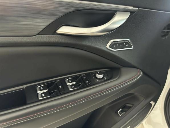 Geely Tugella I Рестайлинг с пробегом 2022 года, цена 2 849 000 рублей, 63657 км, внедорожник, Автокод Объявления