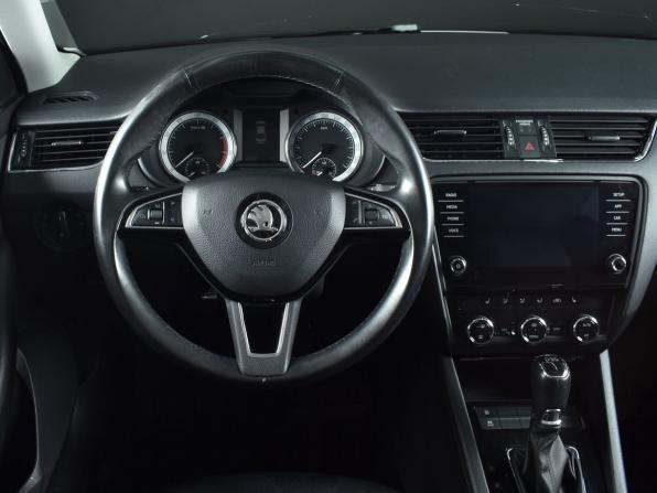 Skoda Octavia III (A7) с пробегом 2017 года, цена 1 720 995 рублей, 127959 км, лифтбек, Автокод Объявления