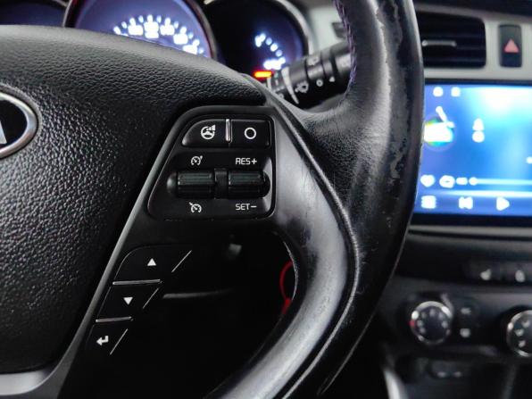 Kia Ceed II с пробегом 2013 года, цена 764 000 рублей, 285175 км, универсал, Автокод Объявления