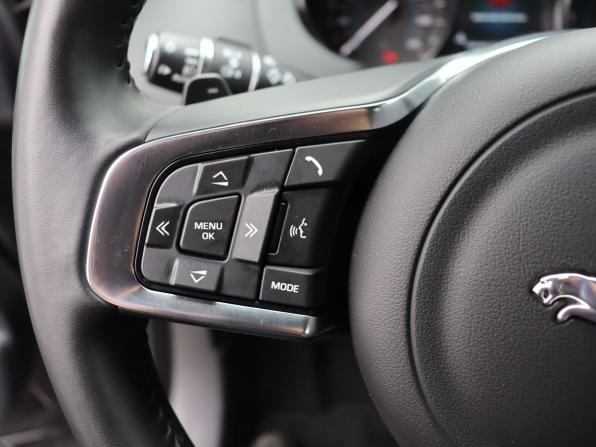 Jaguar F-Pace I с пробегом 2019 года, цена 3 500 000 рублей, 44852 км, внедорожник, Автокод Объявления