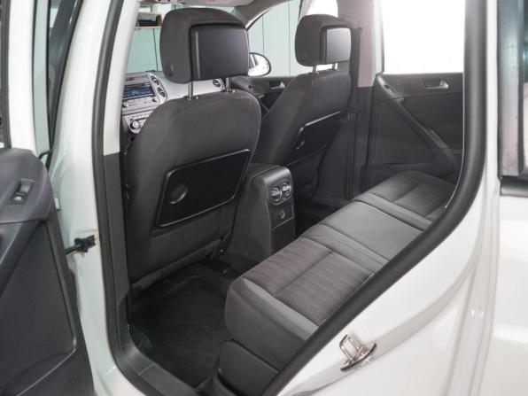 Volkswagen Tiguan I Рестайлинг с пробегом 2013 года, цена 1 579 000 рублей, 240663 км, внедорожник, Автокод Объявления