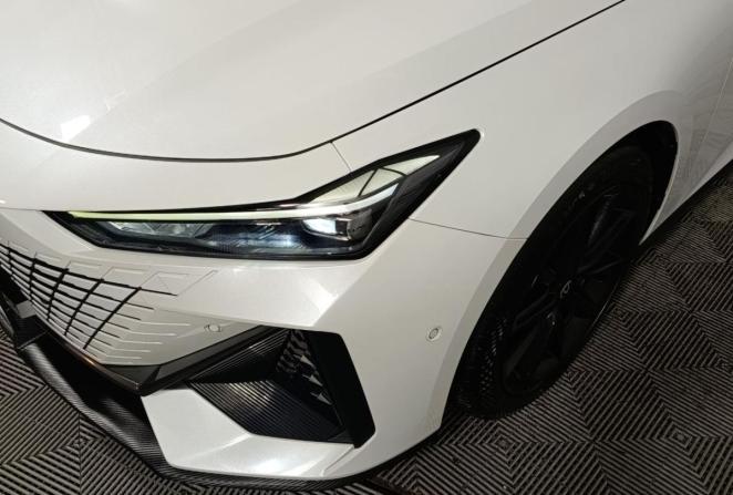 Changan UNI-V I с пробегом 2024 года, цена 2 250 000 рублей, 43050 км, лифтбек, Автокод Объявления