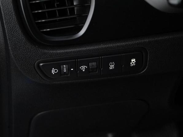 Kia Rio IV Рестайлинг с пробегом 2020 года, цена 1 299 000 рублей, 168500 км, седан, Автокод Объявления
