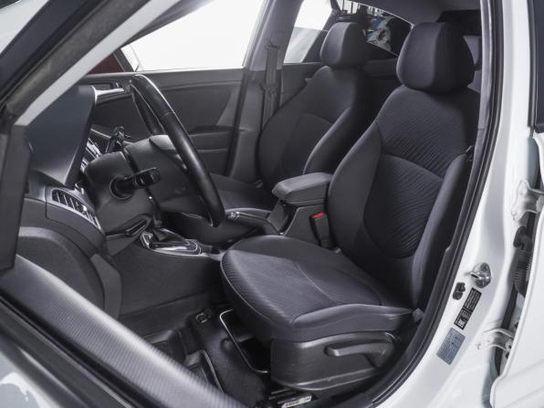 Hyundai Solaris I Рестайлинг с пробегом 2016 года, цена 1 370 000 рублей, 71331 км, седан, Автокод Объявления