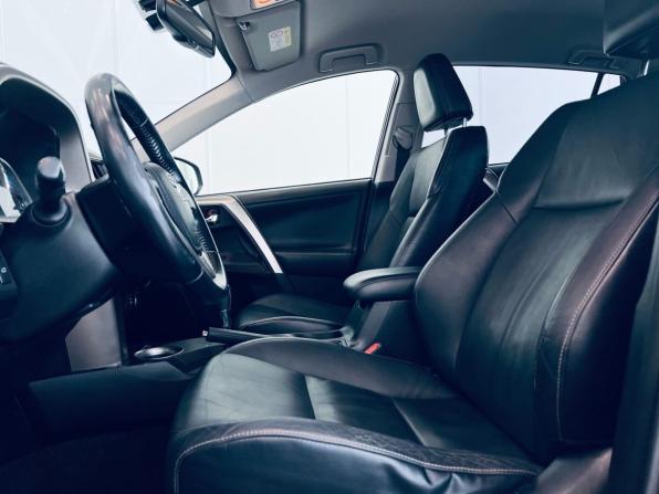 Toyota RAV4 IV (XA40) с пробегом 2013 года, цена 1 650 000 рублей, 184000 км, внедорожник, Автокод Объявления